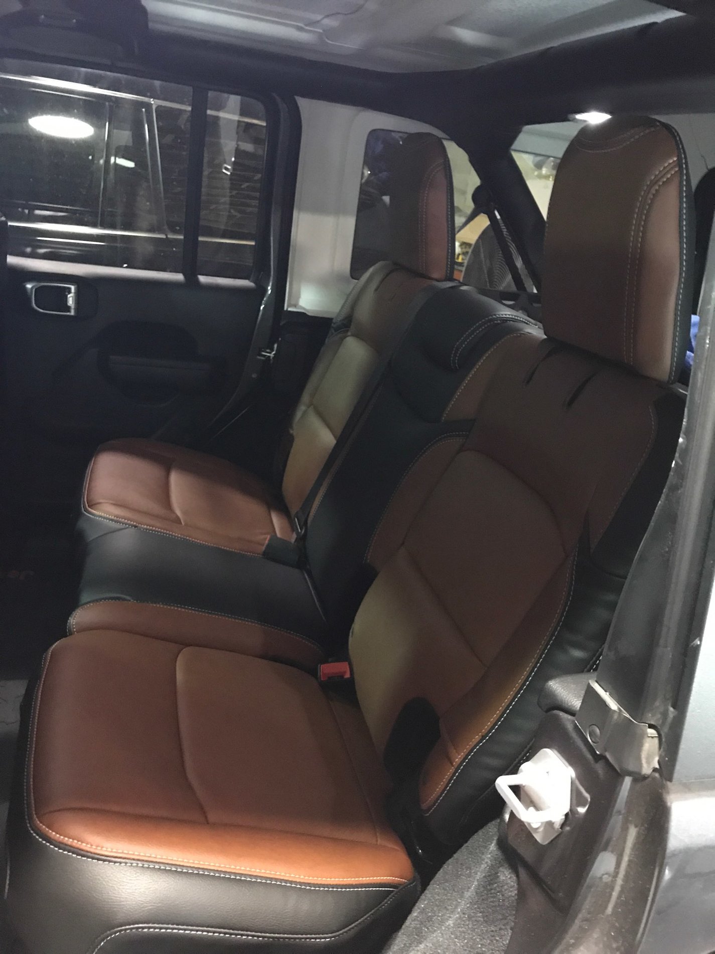 New Leather Interior | Jeep Wrangler Forums (JL / JLU) - Rubicon, Sahara,  Sport, 4xe, 392 